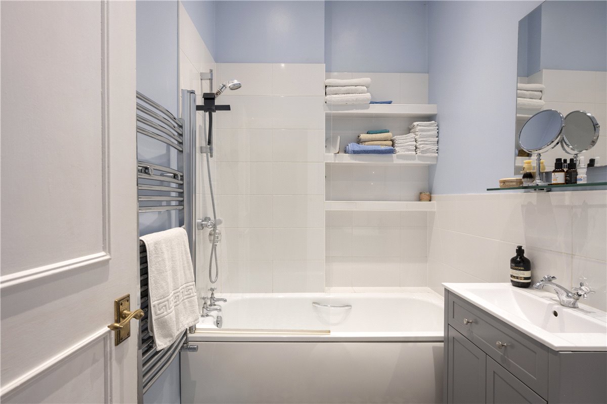 1 bedroom Flat, Gauden Road, London, SW4 - Sold, Image 5