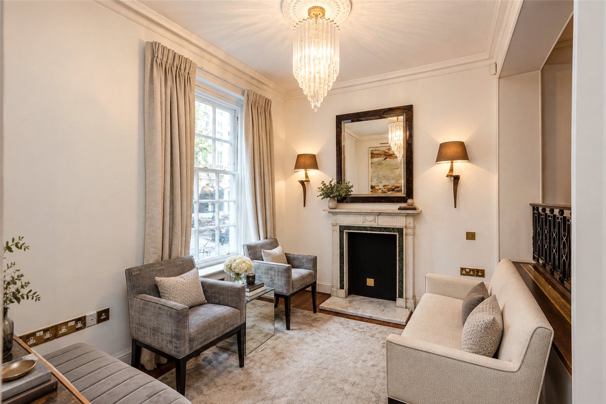 7 bedroom House, Upper Brook Street, Mayfair, W1K - Available, Image 15