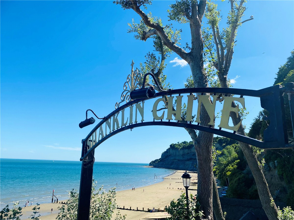 5 bedroom House, Eastcliff Road, Shanklin, PO37 - Available, Image 30