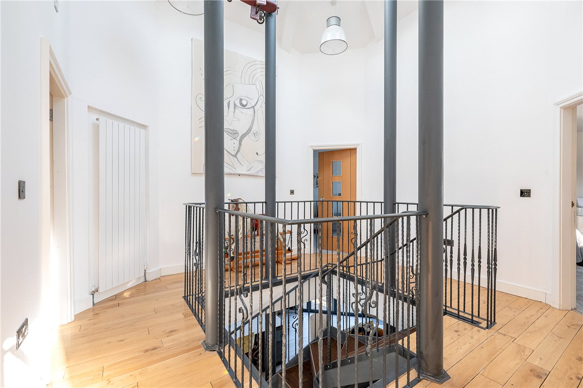 5 bedroom House, East Lea View, Cayton, YO11 - Available, Image 19