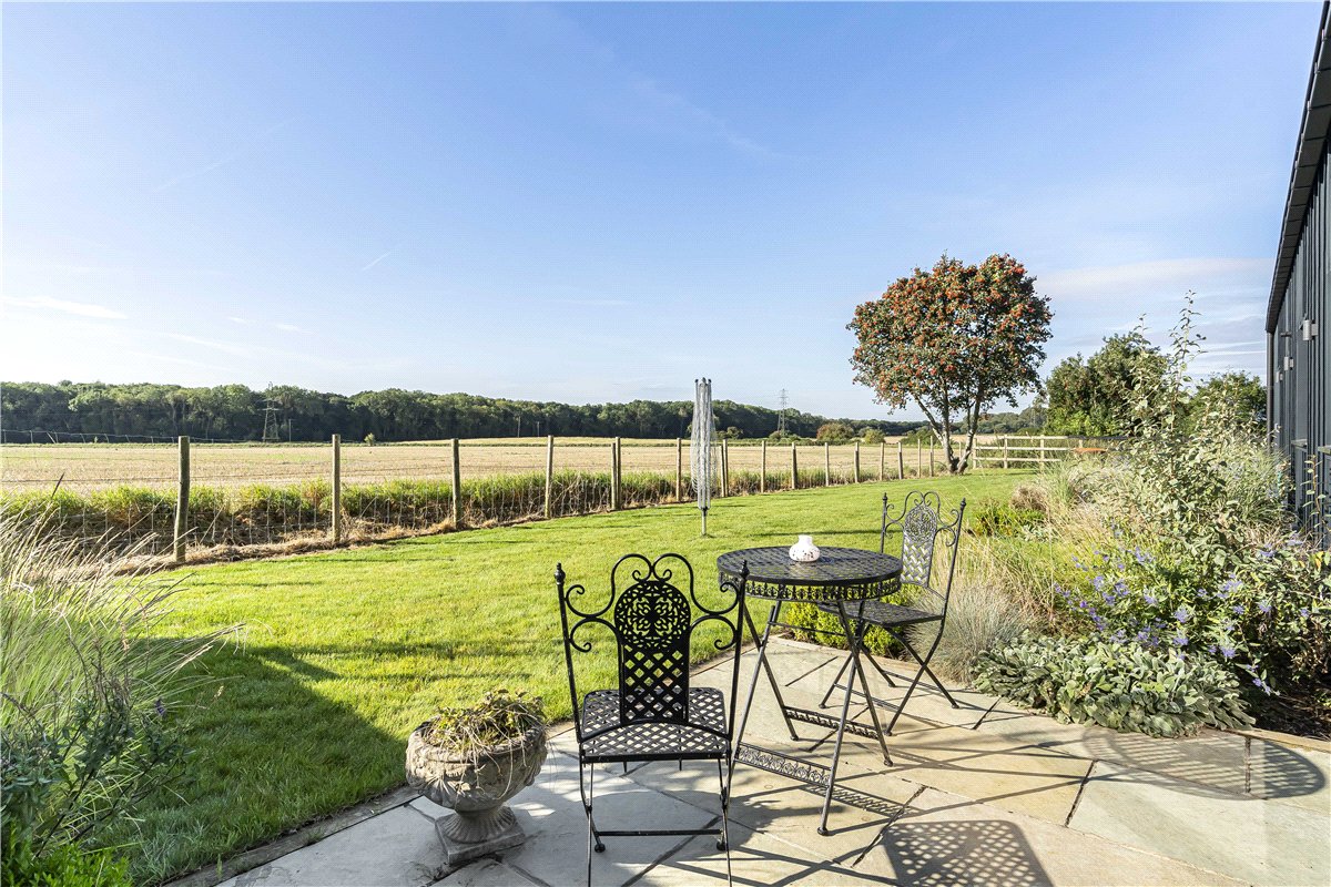 3 bedroom Barn Conversion, Rectory Road, Great Haseley, OX44 - Available, Image 18