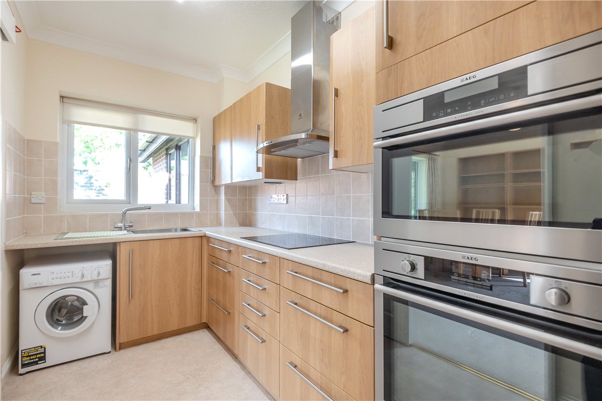 2 bedroom Flat, Old Parsonage Court, Otterbourne, SO21 - Available, Image 1