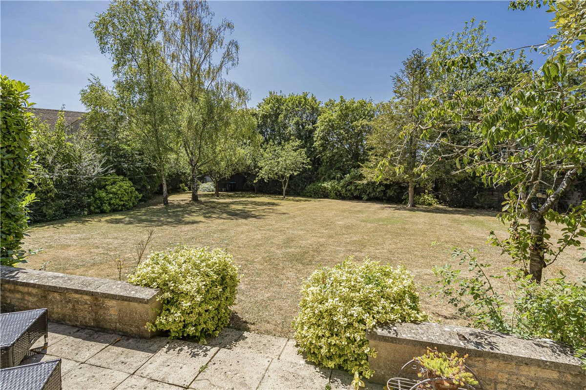 4 bedroom House, Witney Road, Ducklington, OX29 - Sold, Image 17