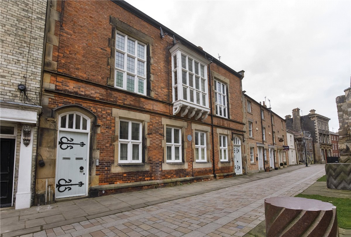 2 bedroom Maisonette, Churchside, Howden, DN14 - 
