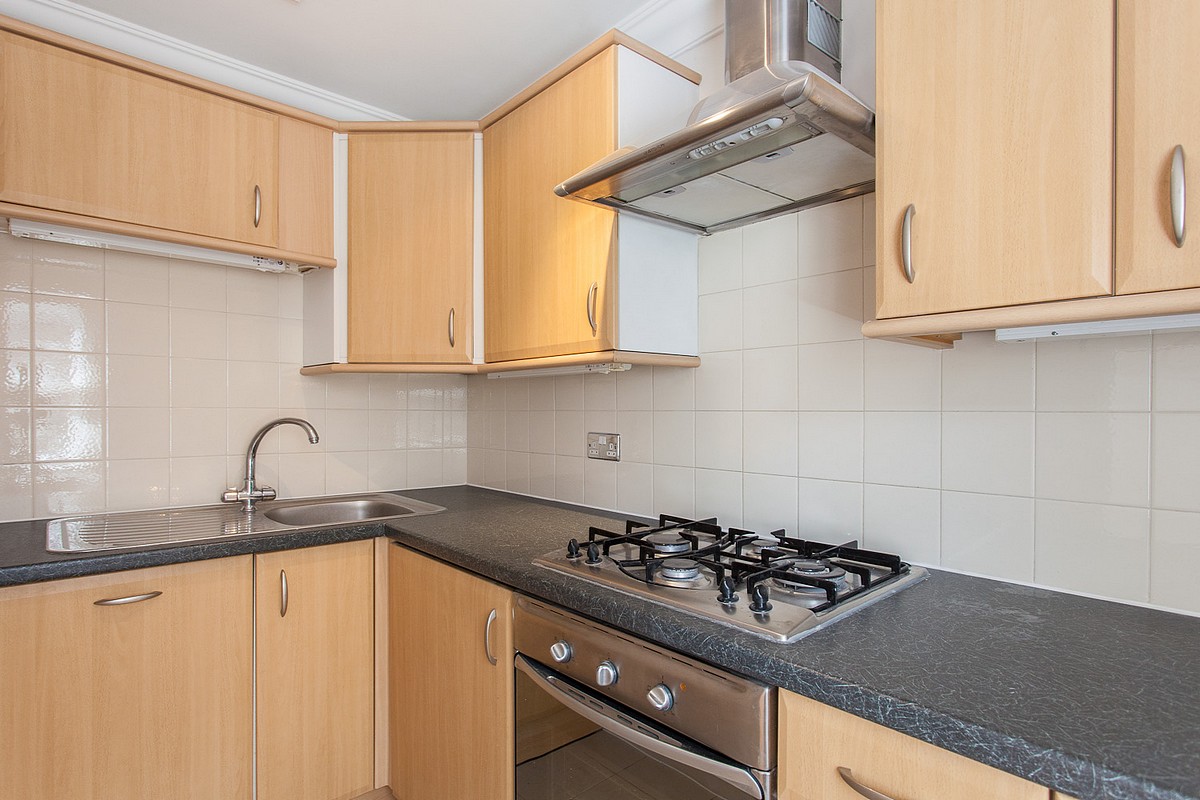 1 bedroom Flat, Seymour Place, London, W1H - Available