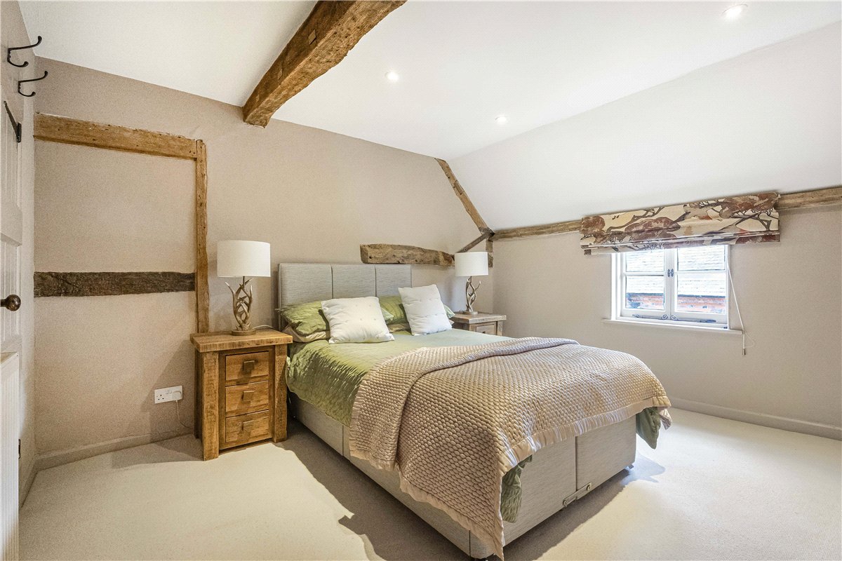 4 bedroom House, Silverless Street, Marlborough, SN8 - Available, Image 15