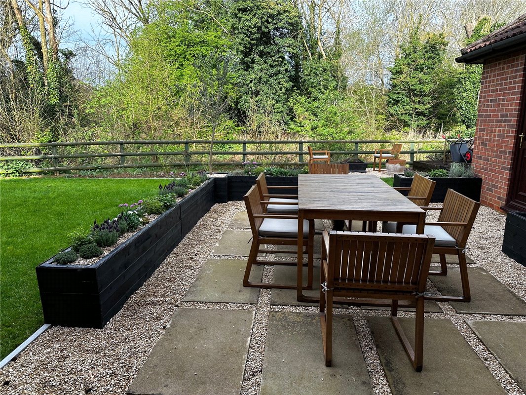 4 bedroom House, Gardiner Close, Abingdon, OX14 - Available, Image 2