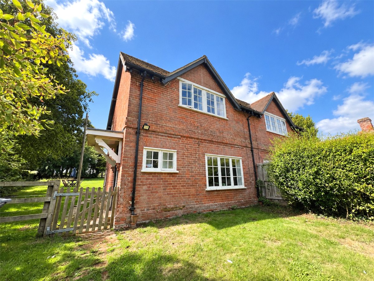 3 bedroom House, Tichborne, Alresford, SO24 - Available