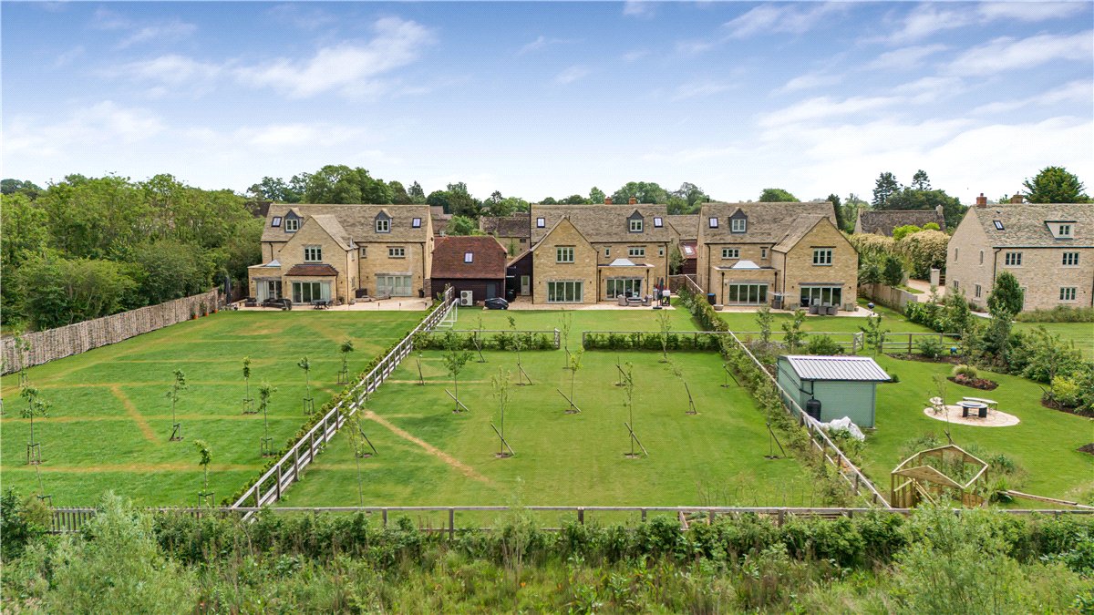 6 bedroom House, Lower End, Alvescot, OX18 - Available, Image 16