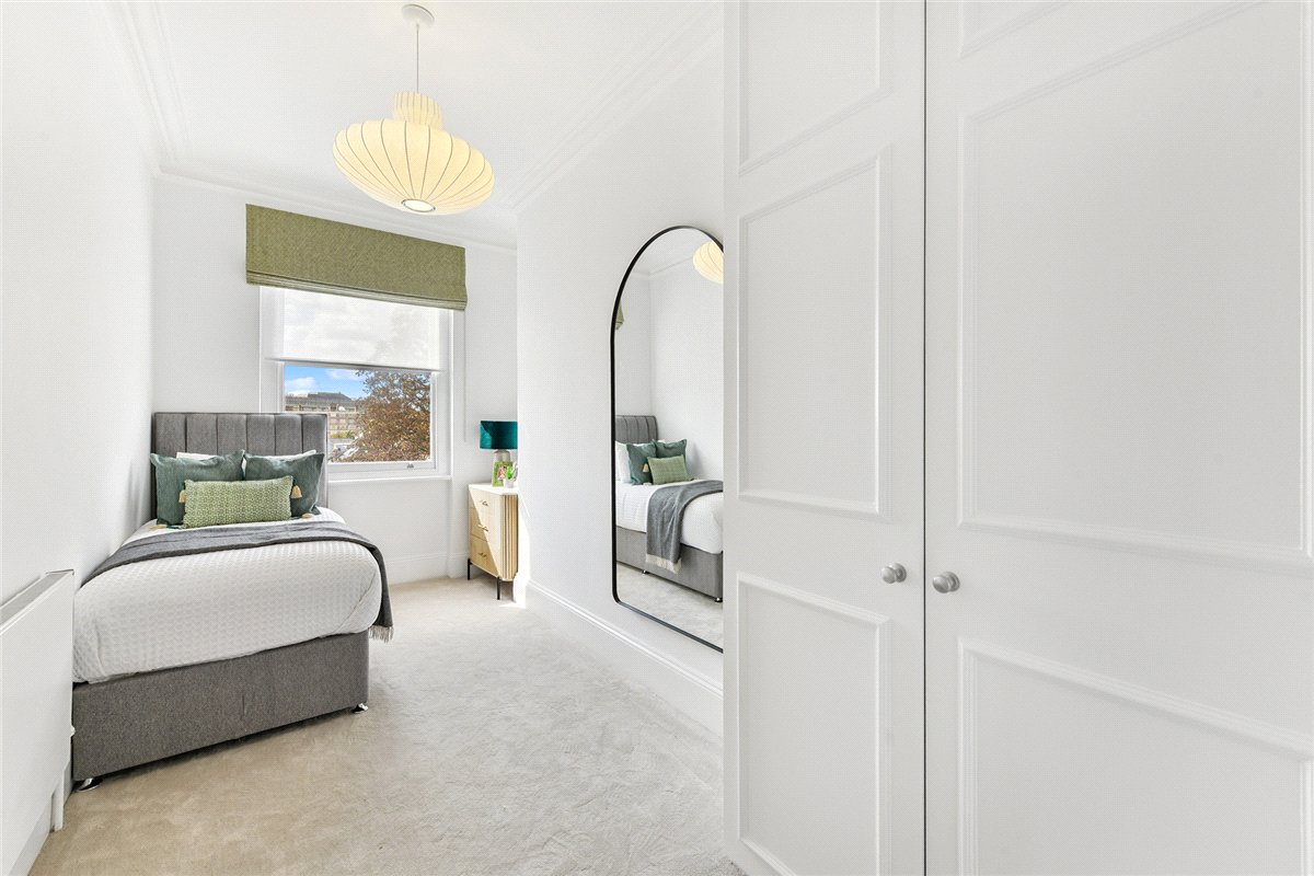 4 bedroom Flat, St Georges Court, Gloucester Road, SW7 - Available, Image 11