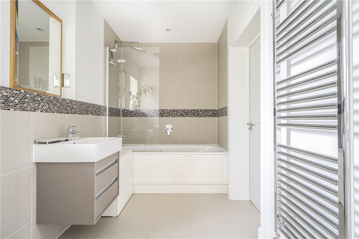 2 bedroom Flat, Fortescue Street, Norton St. Philip, BA2 - Available, Image 4