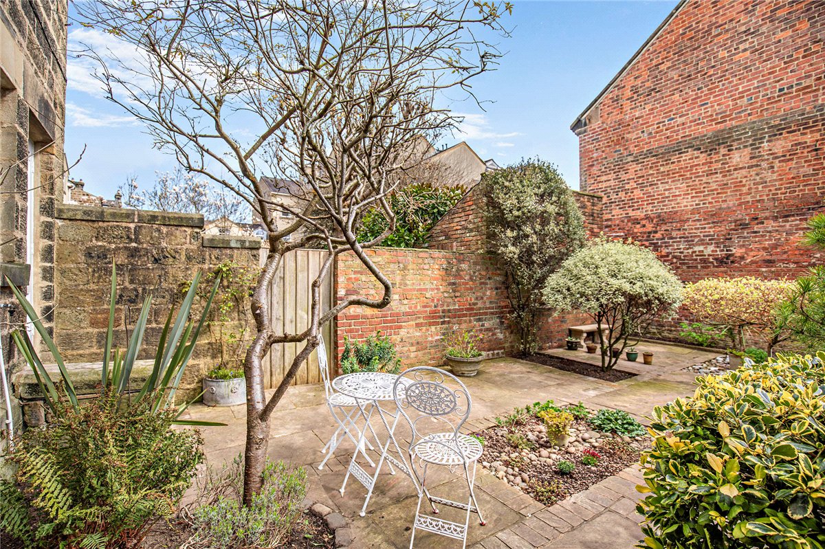 5 bedroom House, Church Square, Harrogate, HG1 - Available, Image 14