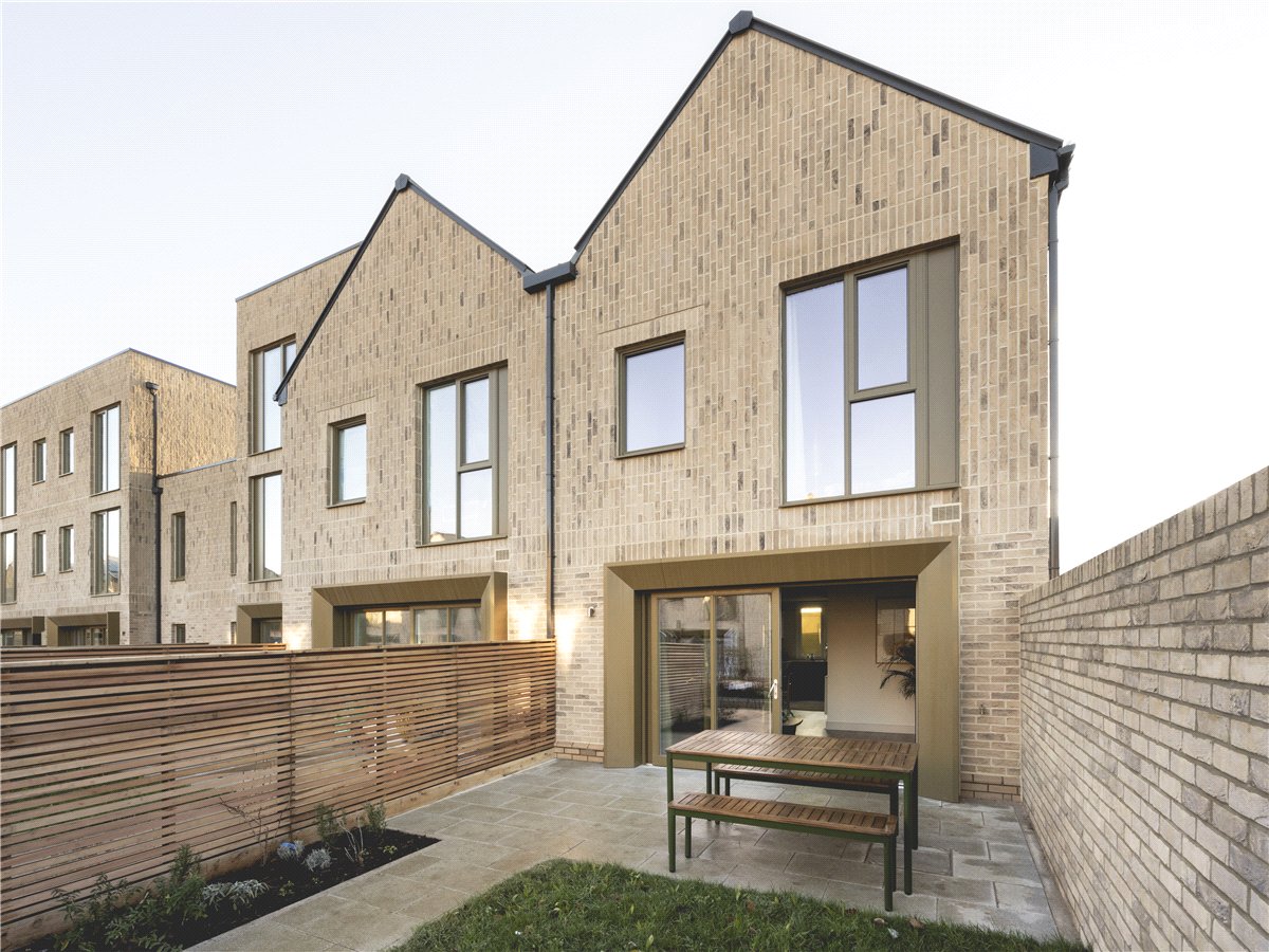 3 bedroom House, Ayrton Avenue, Cambridge, CB3 - Available, Image 3