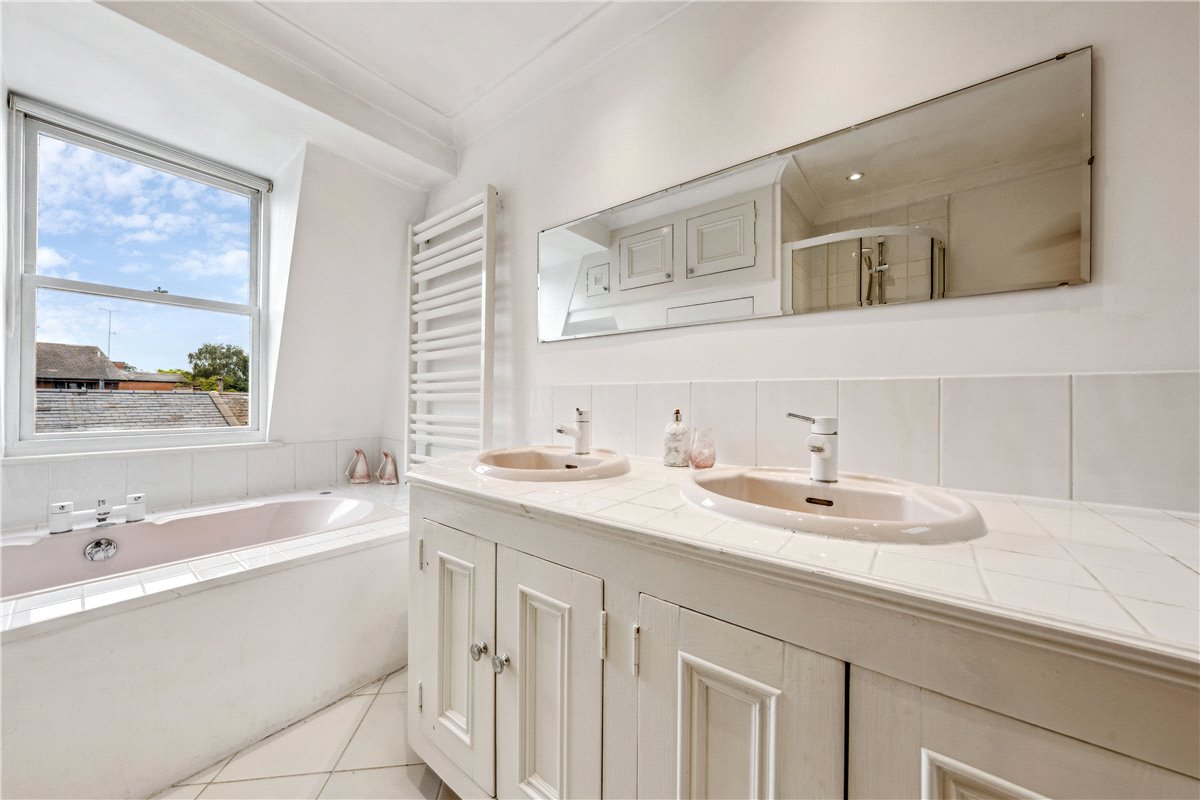 4 bedroom House, Burlington Road, London, SW6 - Available, Image 17