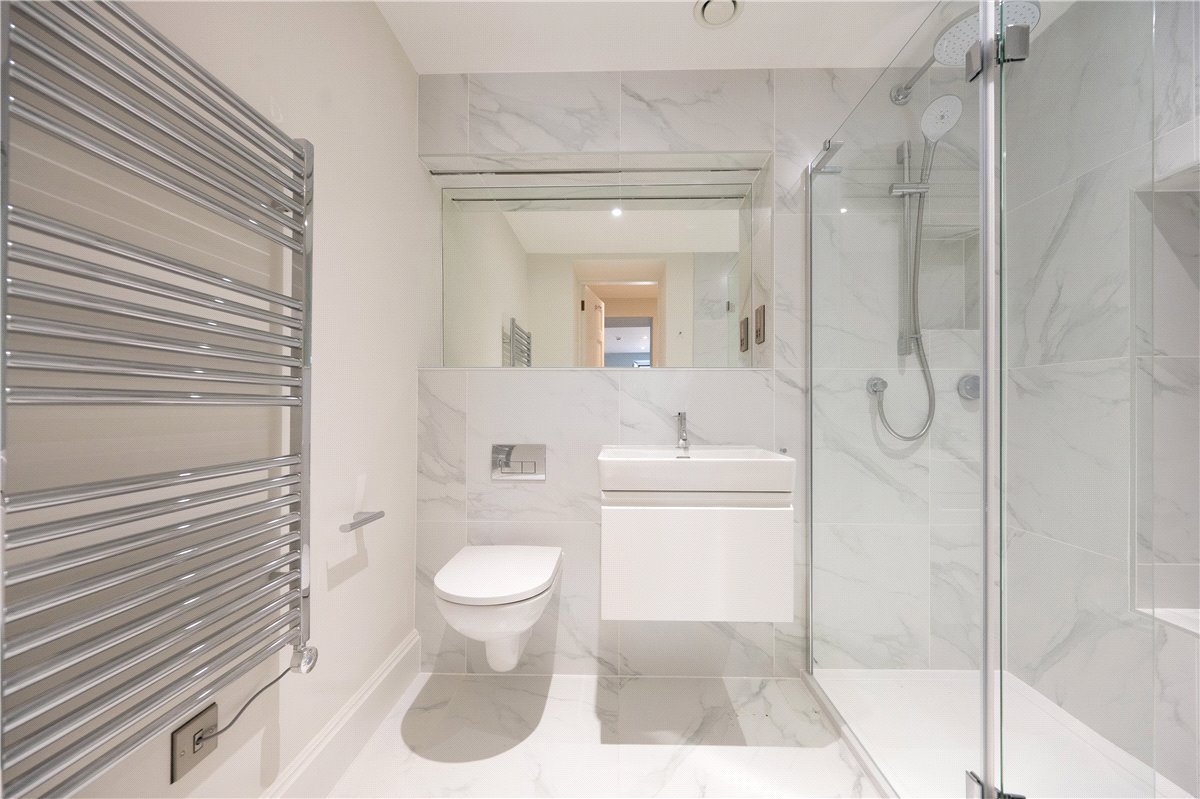 3 bedroom Flat, Ledston Hall, Back Newton Lane, WF10 - , Image 20