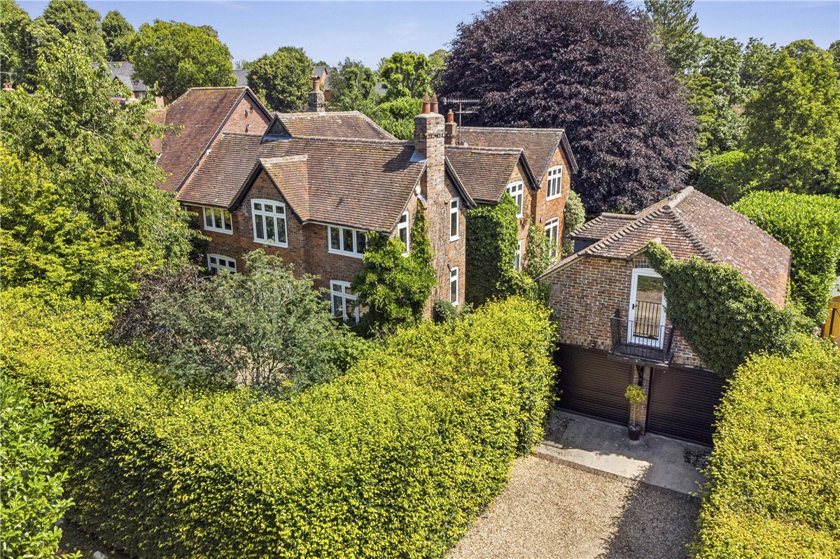 5 bedroom House, Leaze Road, Marlborough, SN8 - Available, Image 30