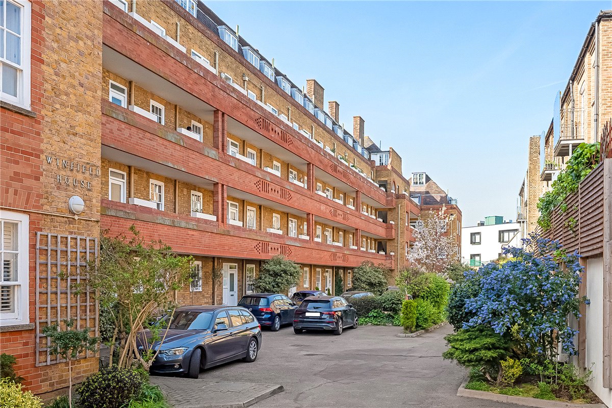 1 bedroom Flat, Vicarage Crescent, London, SW11 - Sold STC, Image 2