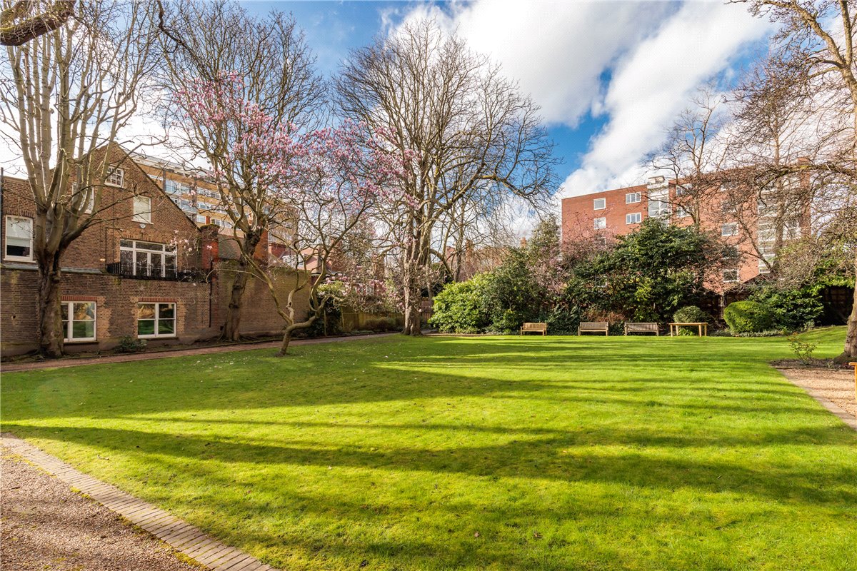 3 bedroom Flat, Holland Park Road, Holland Park, W14 - Let Agreed, Image 10