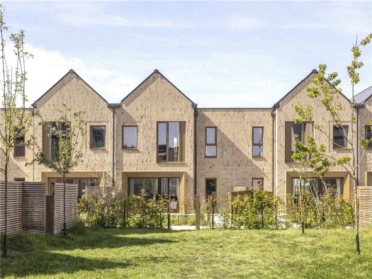 3 bedroom House, Milne Avenue, Cambridge, CB3 - Available