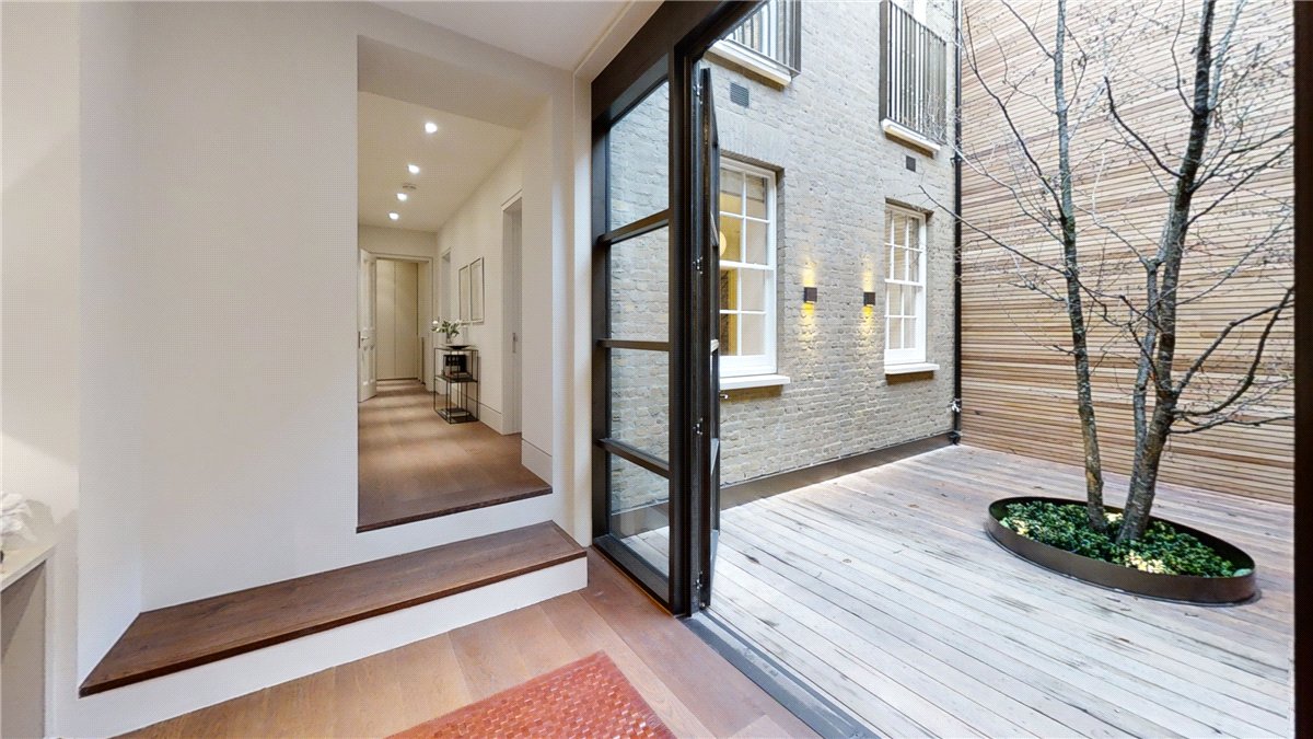 4 bedroom Flat, Devonshire Place, Marylebone, W1G - Available, Image 1