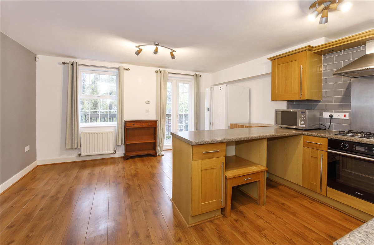 3 bedroom House, Waterside Gardens, York, YO31 - , Image 8