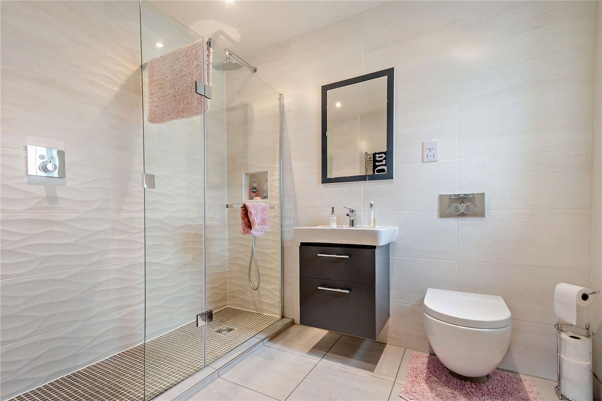 5 bedroom House, Sussex Avenue, Harrogate, HG1 - Available, Image 8