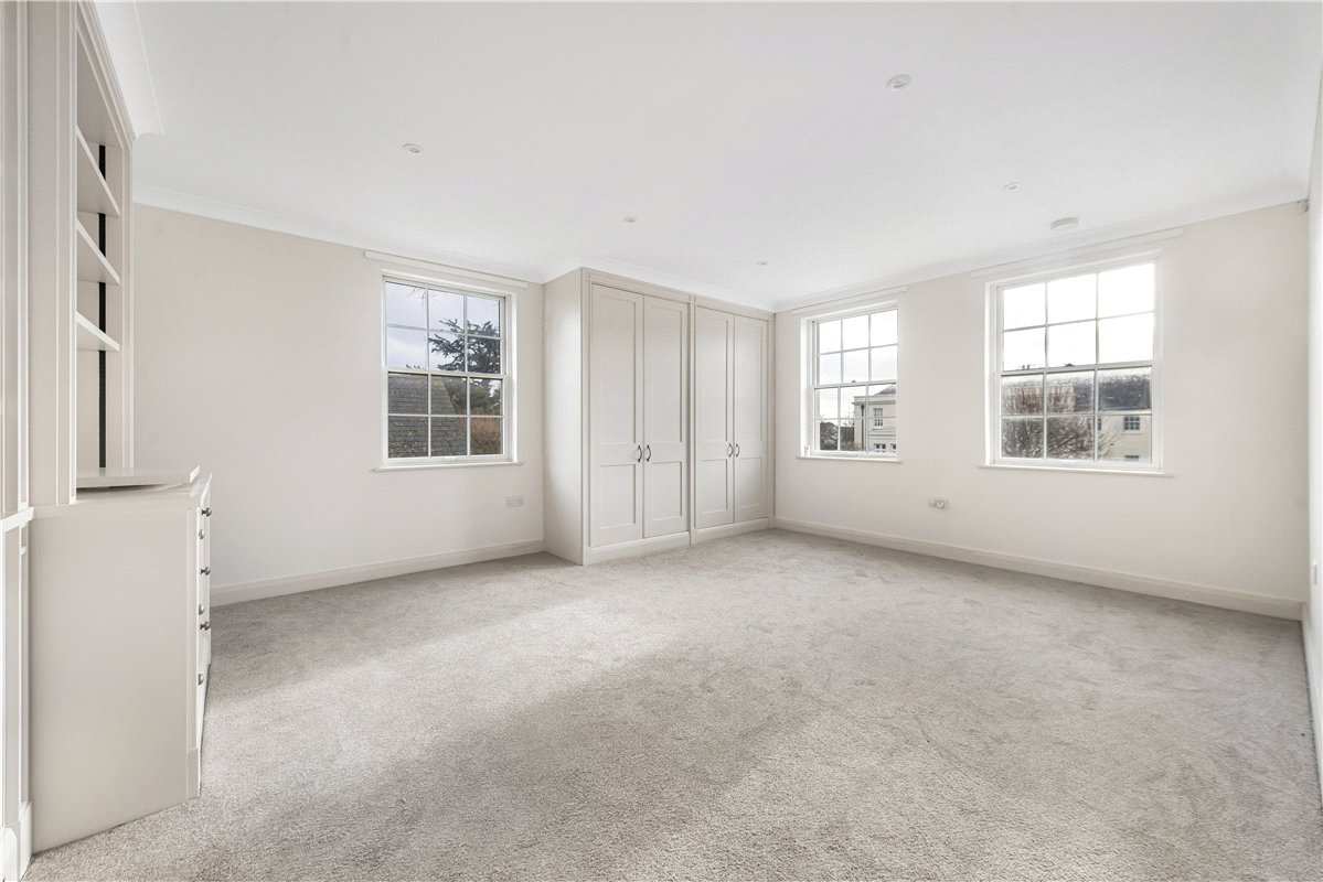 2 bedroom Flat, Ford Road, Tortington, BN18 - Available, Image 18