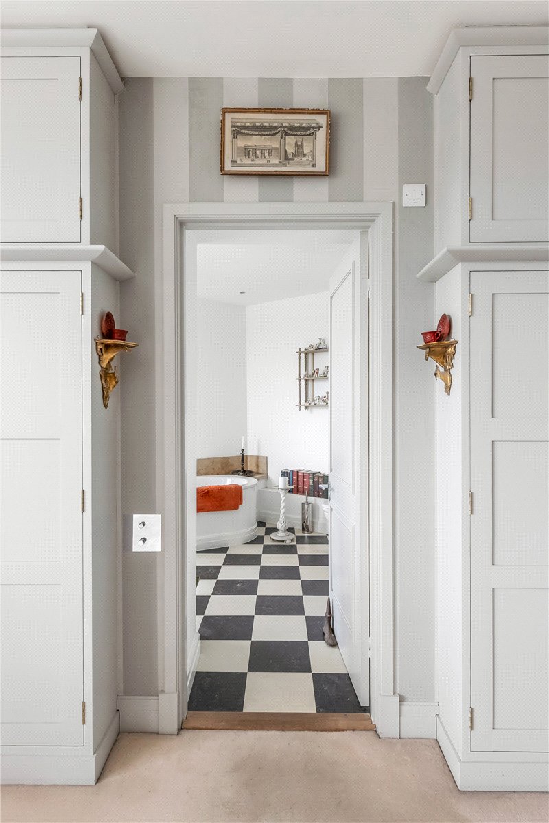 3 bedroom Flat, Point Pleasant, London, SW18 - Available, Image 9