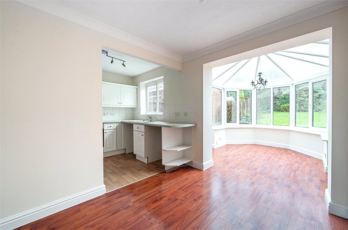 3 bedroom House, Amersham Way, Measham, DE12 - Available, Image 5