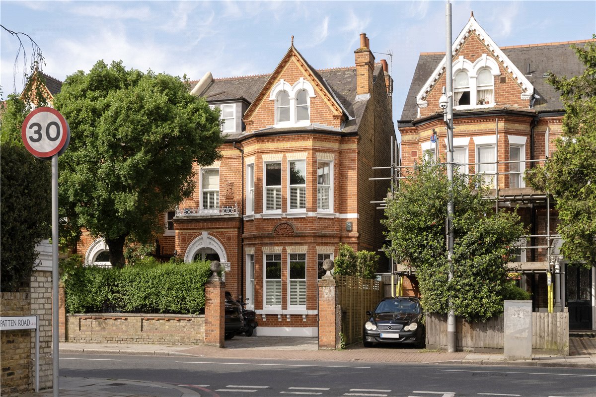 6 bedroom House, Trinity Road, London, SW18 - Sold