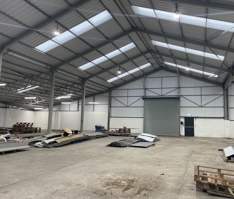 10700 Sq Ft, London Road, Devizes, SN10 - Available, Image 2