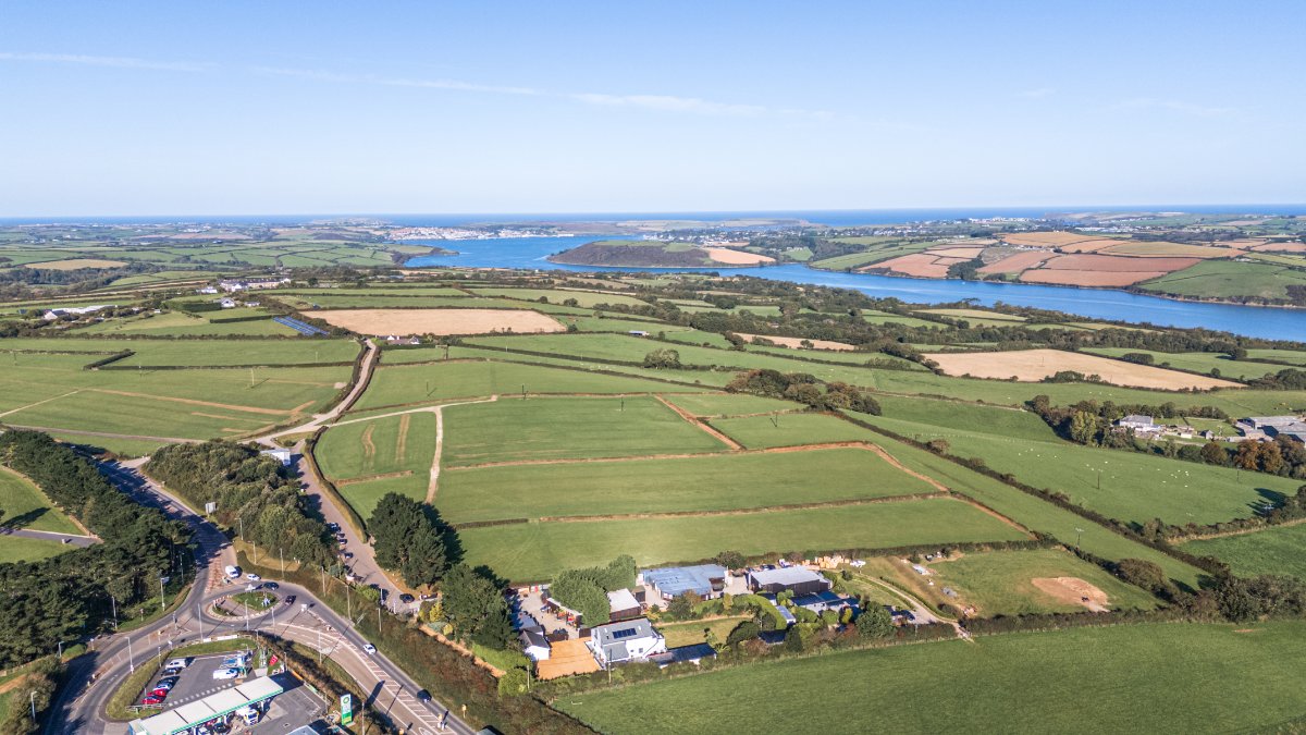 5 bedroom House, St. Breock, Wadebridge, PL27 - Available, Image 32