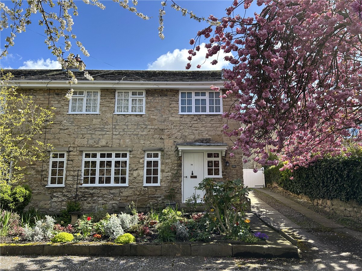 3 bedroom Cottage, Main Street, Ledston, WF10 - 