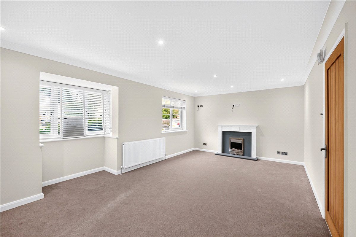 4 bedroom House, 43 Station Road, Tempsford, Sandy, SG19 2AU, ,  - Available, Image 2