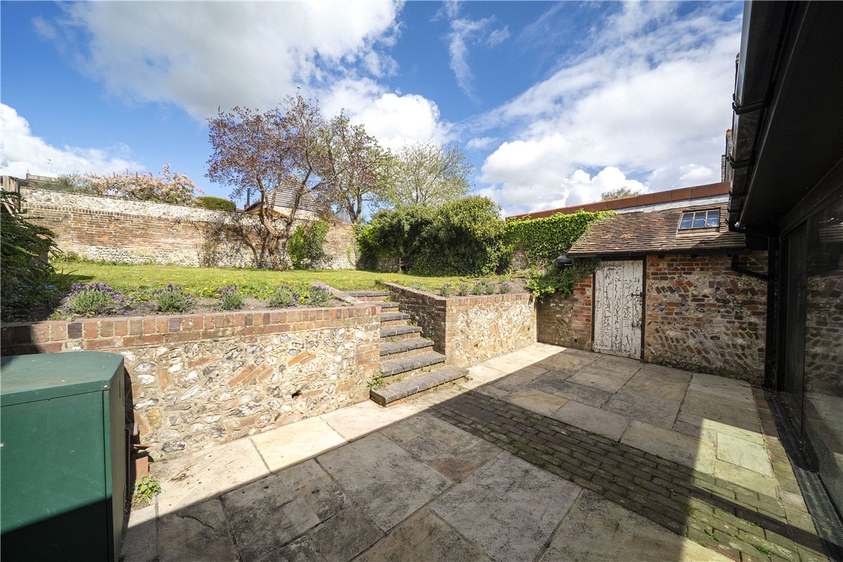 5 bedroom House, East Street, Hambledon, PO7 - Sold STC, Image 12