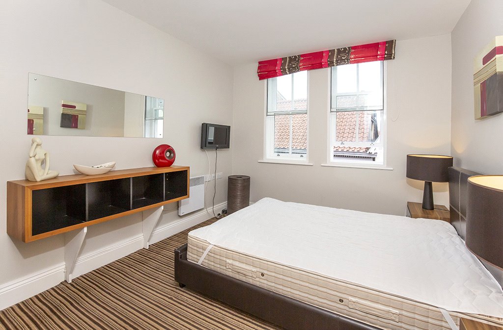 1 bedroom Flat, Low Petergate, York, YO1 - , Image 9