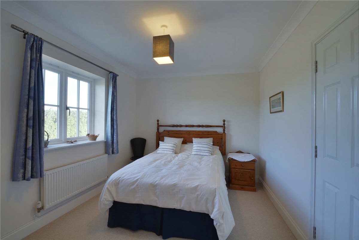 4 bedroom House, Brimpton, Berkshire, RG7 - Available, Image 8