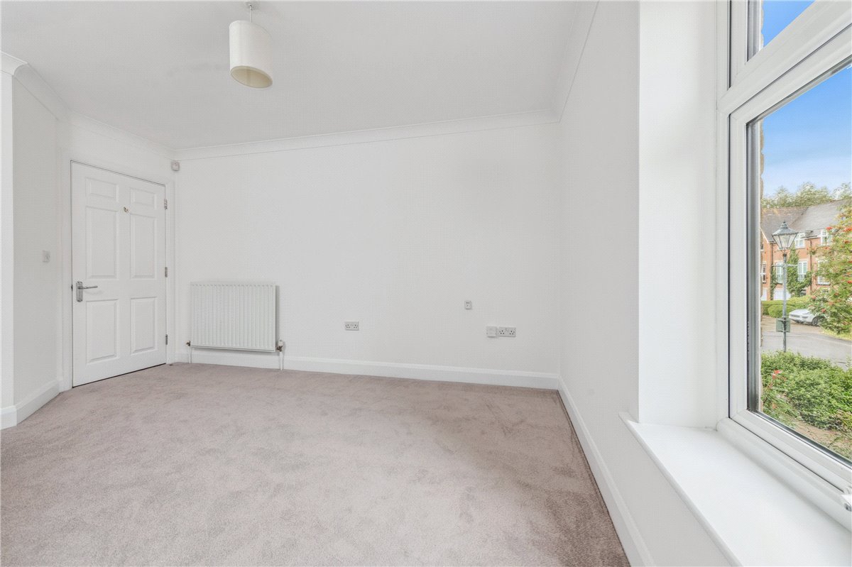 2 bedroom Flat, Coxs Ground, Oxford, OX2 - , Image 11