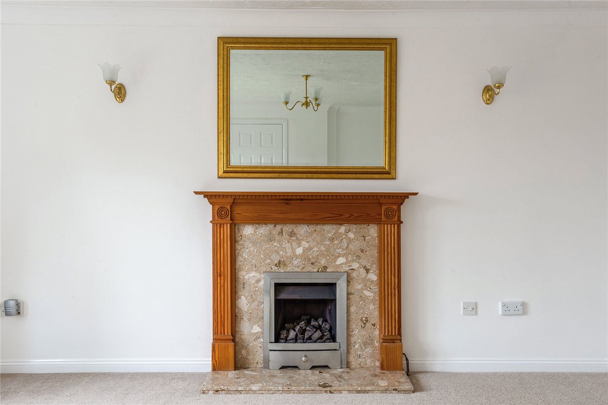 4 bedroom House, Benson Close, Marlborough, SN8 - Let Agreed, Image 6