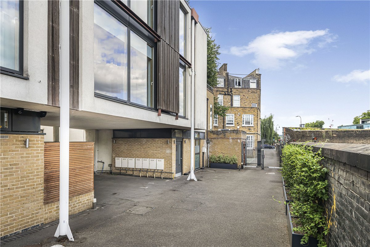 4 bedroom House, Parkway, London, NW1 - Let Agreed, Image 11