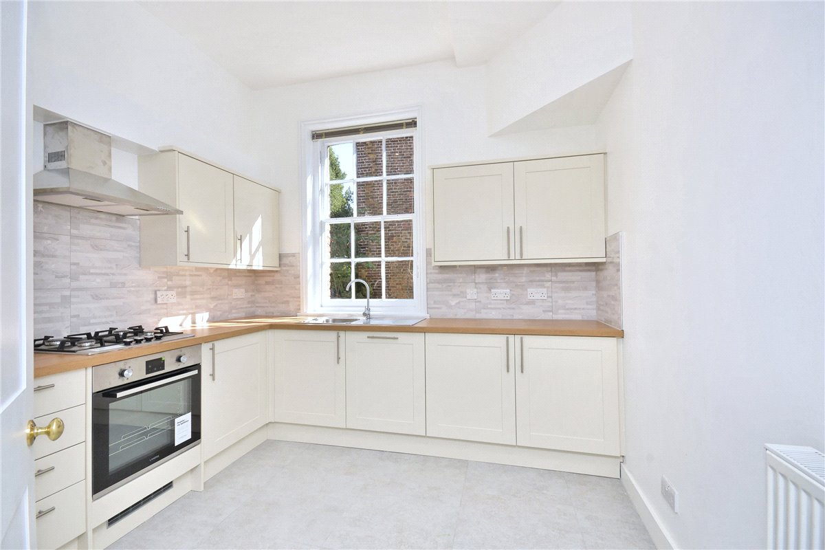 2 bedroom Flat, Kew Green, Richmond, TW9 - Let Agreed, Image 3