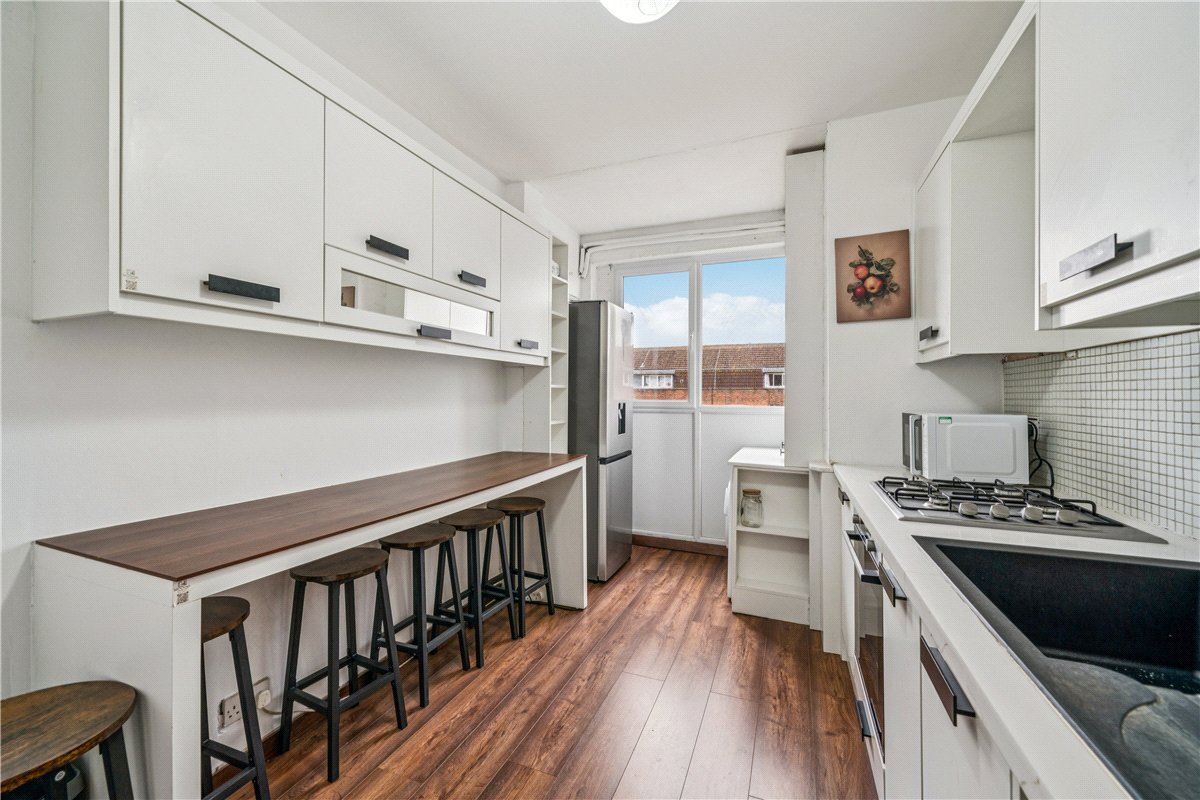 3 bedroom Flat, Iron Mill Road, London, SW18 - Available, Image 3