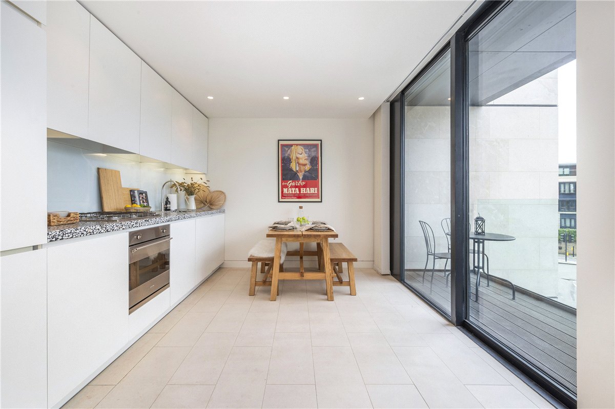 2 bedroom Flat, Latitude House, Oval Road, NW1 - Available