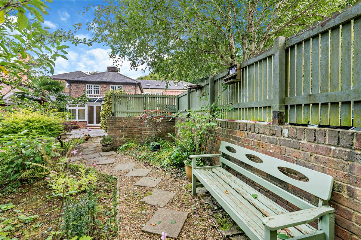 2 bedroom House, Castle Mills, Knaresborough, HG5 - Sold, Image 2