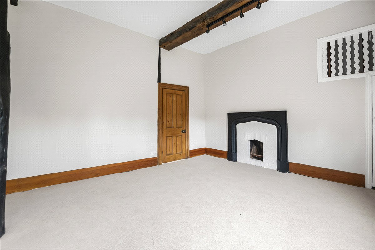 7 bedroom House, Breakspear Road South, Ickenham, UB10 - Available, Image 11