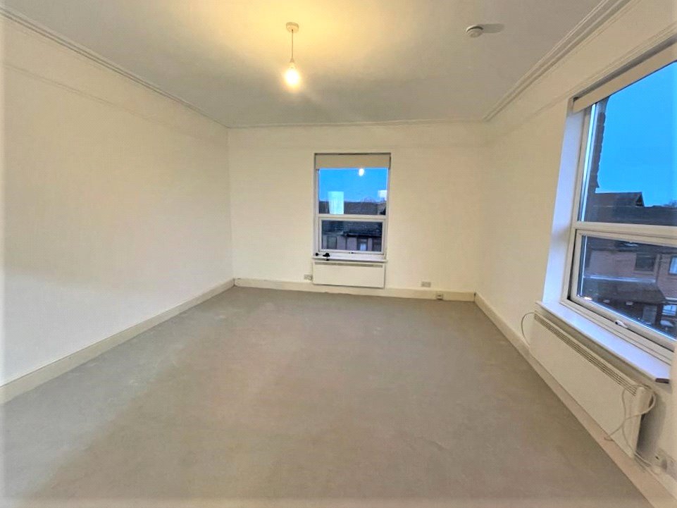 0 bedroom Flat, London Road, Newbury, RG14 - , Image 1