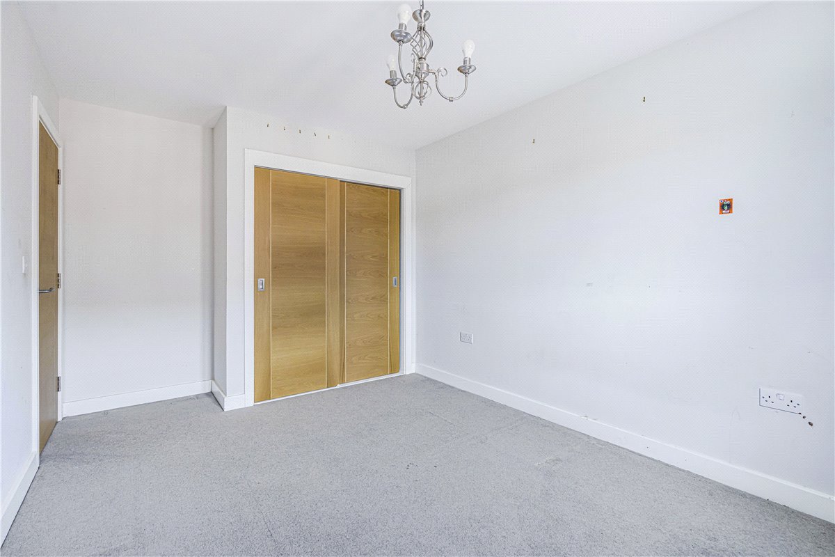 3 bedroom House, The Firs, Grove, OX12 - , Image 9