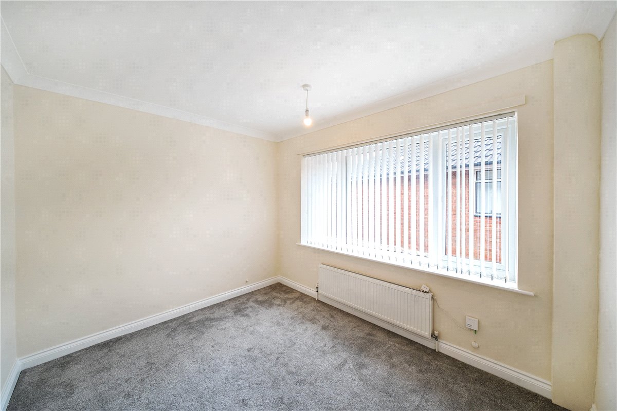 3 bedroom Bungalow, Cherry Tree Road, Wales, S26 - Available, Image 8