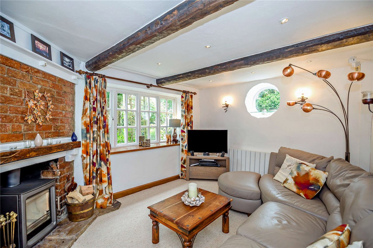 4 bedroom House, Lumby, Near Leeds, LS25 - Available, Image 13