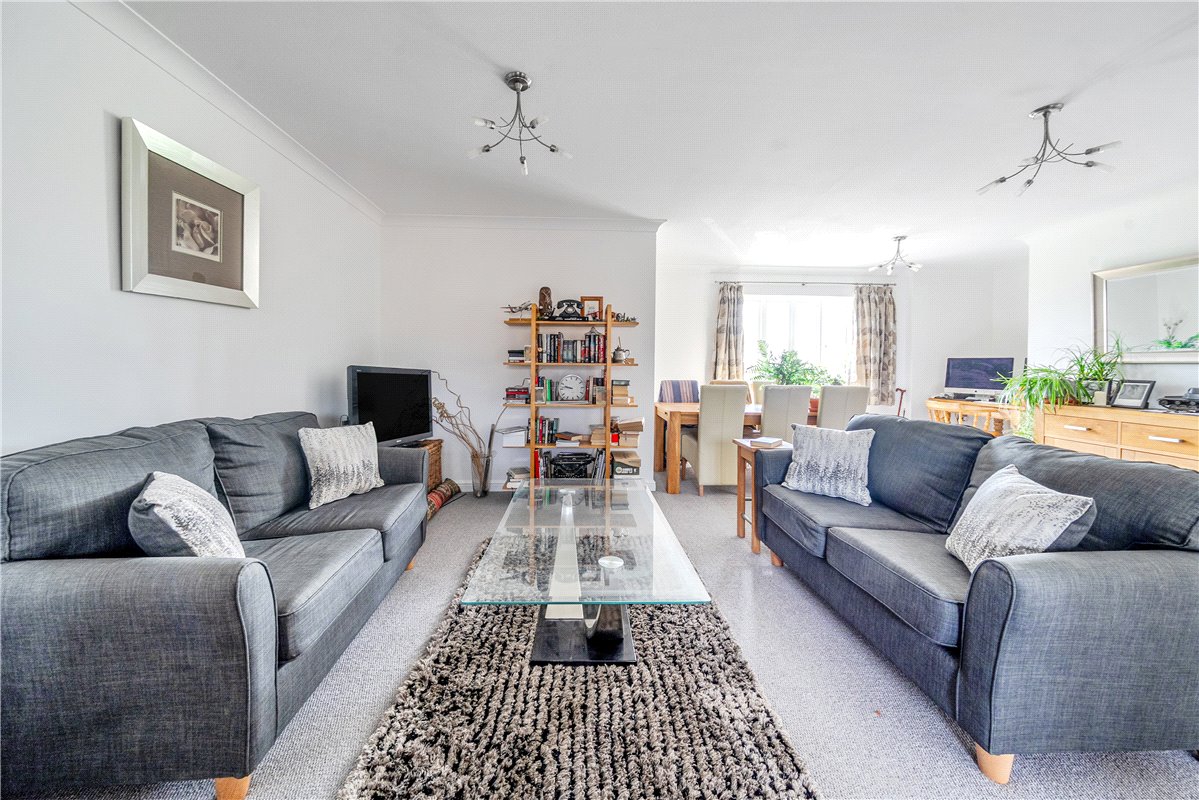 3 bedroom Flat, Randolph Avenue, Woodstock, OX20 - Sold STC, Image 4